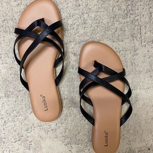 Luoika Black Women's Began Leather Sandals, size 9.5XW, NWOT
